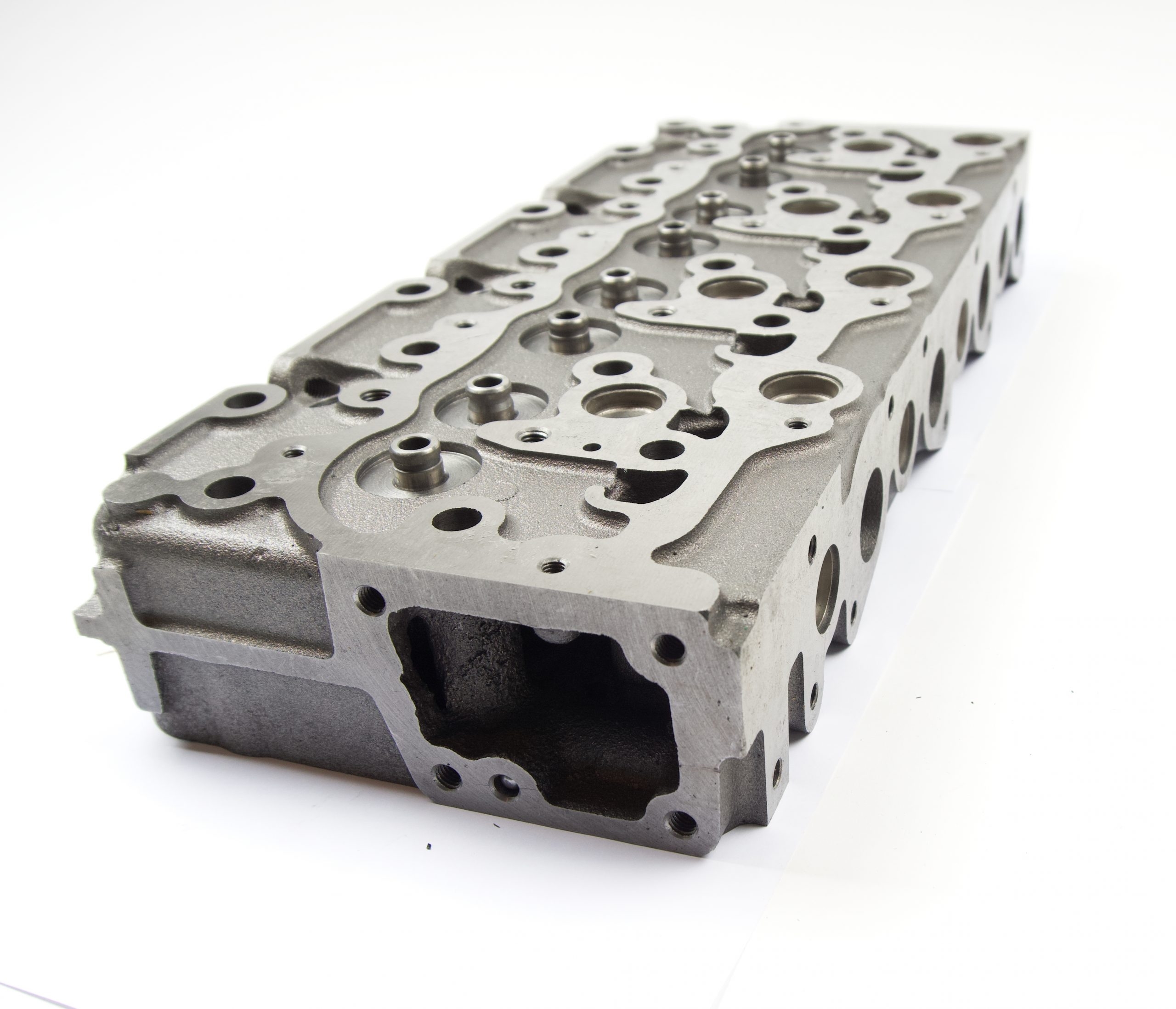 Kubota V2203 Silindir Kapağı 19077-03048 6655153