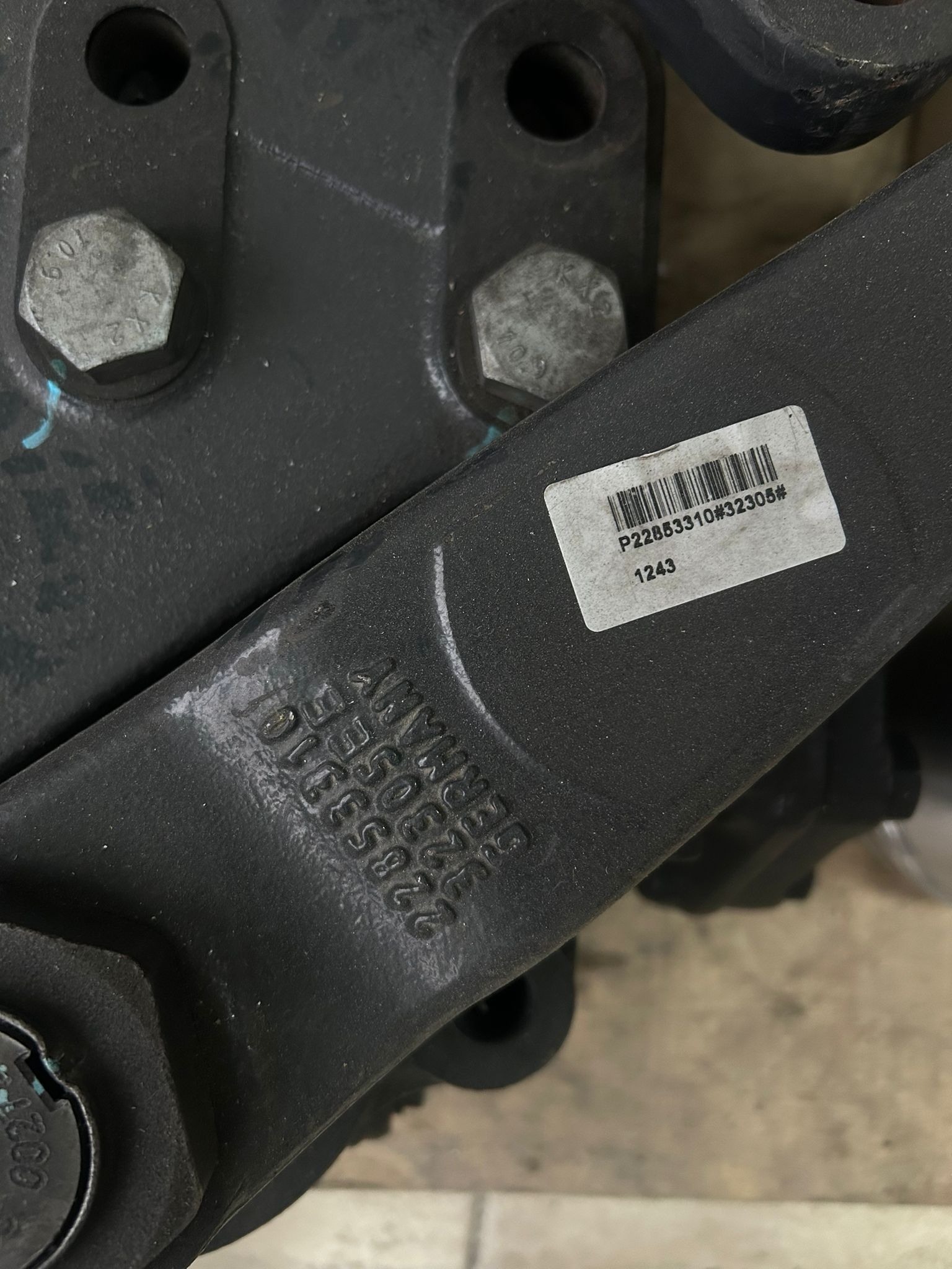 21466592 Steering box Volvo FM